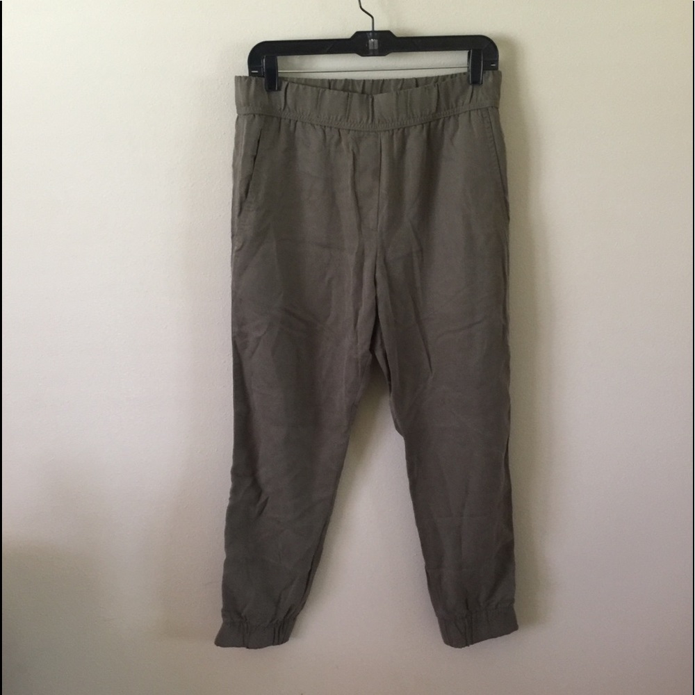 Army green loose khaki joggers